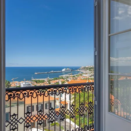 Luxury Quinta Rosa By Madeira * 푼샬